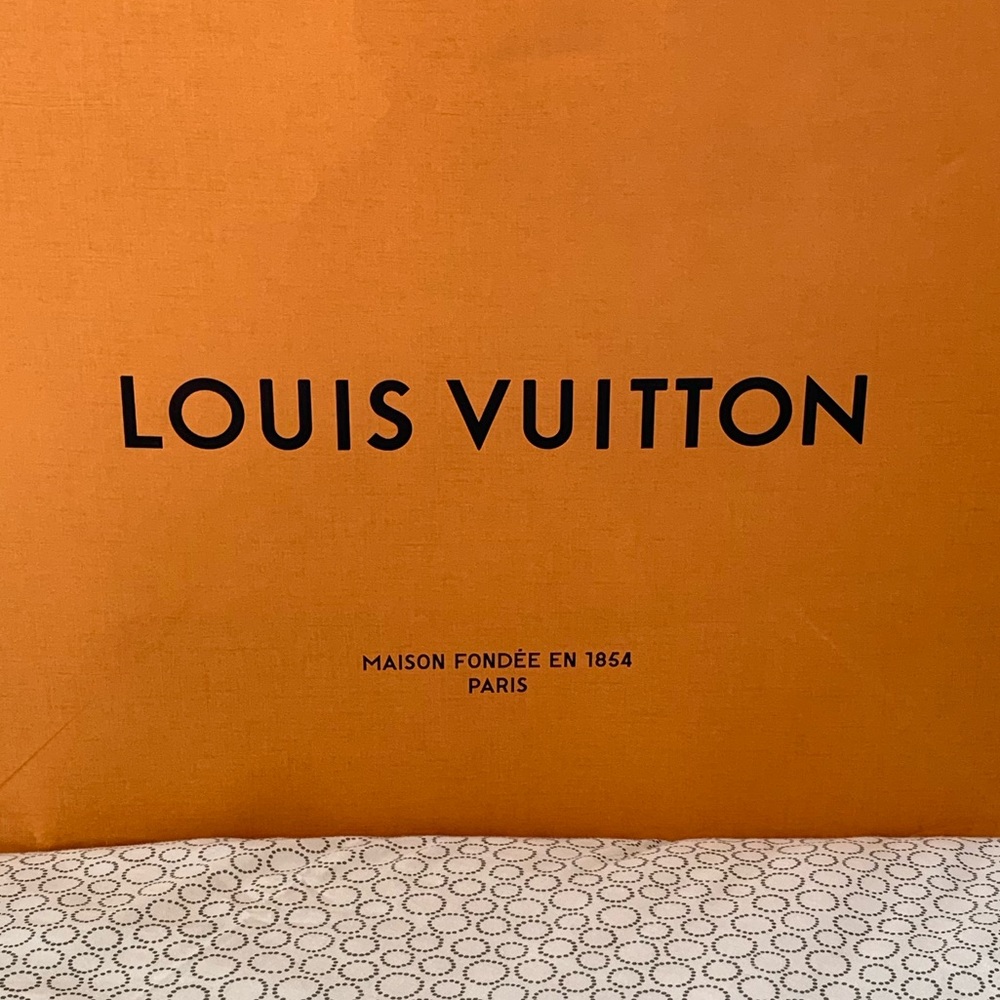 Meet your Posher, Lesli